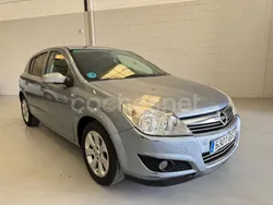 Gris / plata Usado 2008 Opel Astra Energy Berlina | 3690 € (Precio justo)