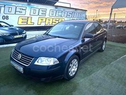 Azul Usado 2003 VW Passat Highline Berlina | 2999 € (Precio justo)