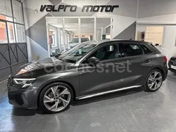 Gris / plata Usado 2024 Audi A3 S-Line Berlina | 33.990 € (Buen precio)