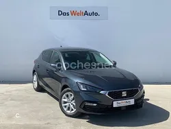 Gris / plata Usado 2022 Seat Leon Style Berlina | 18.000 € (Buen precio)