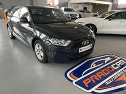 Gris / plata Usado 2019 Audi A1 Sportback Premium Utilitario | 18.750 € (Precio justo)