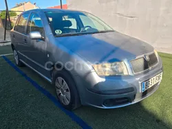 Azul Usado 2007 Skoda Fabia Comfort Berlina | 2999 € (Super precio)