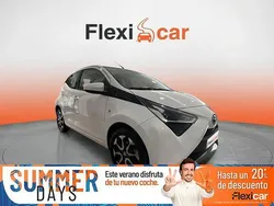 Blanco Usado 2022 Toyota Aygo X-play Utilitario | 12.990 € (Precio justo)