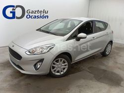 Gris / plata Usado 2019 Ford Fiesta Trend Berlina | 13.900 €