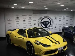 Giallo ardilla opaco Usado 2015 Ferrari 458 Descapotable | 910.000 €