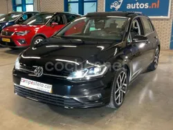 Negro Usado 2017 VW Golf VII Sportline Berlina | 20.450 € (Precio justo)
