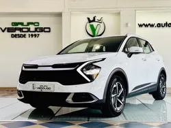 Blanco Usado 2024 Kia Sportage SUV | 27.500 € (Precio justo)