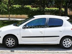 Blanco Usado 2001 Peugeot 206 Berlina | 2800 € (Un poco caro)