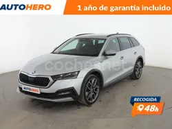 Gris Usado 2021 Skoda Octavia Scout 4x4 Familiar | 27.399 € (Precio justo)