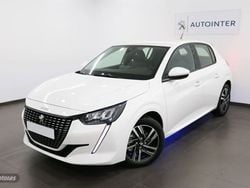 Blanco Usado 2023 Peugeot 208 Allure Utilitario | 19.800 € (Caro)