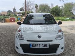 Blanco Usado 2010 Renault Clio II Authentique Berlina | 4100 € (Precio justo)