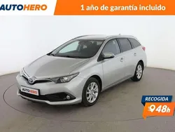 Gris Usado 2018 Toyota Auris Hybrid Familiar | 15.099 € (Precio justo)