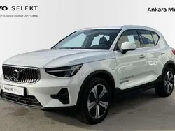 Blanco Usado 2023 Volvo XC40 Core SUV | 34.900 € (Precio justo)