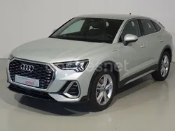 Gris / plata Usado 2023 Audi Q3 Sportback S-Line SUV | 40.400 € (Precio justo)