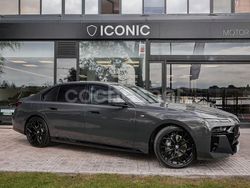 Gris / plata Usado 2024 BMW 740 Berlina | 94.900 € (Precio justo)