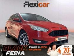 Rojo Usado 2015 Ford Focus Berlina | 8990 € (Precio justo)