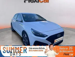 Blanco Usado 2024 Hyundai i30 Berlina | 21.790 € (Precio justo)