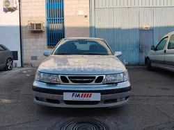 Gris / plata Usado 2001 Saab 9-5 Berlina | 1699 €
