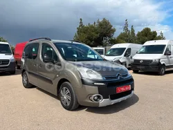 Marrón Usado 2013 Citroën Berlingo Tonic Monovolumen | 7990 € (Caro)