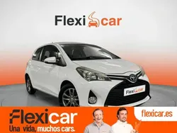 Blanco Usado 2015 Toyota Yaris Active Berlina | 9990 € (Precio justo)