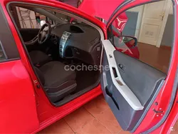 Rojo Usado 2006 Toyota Yaris Luna Berlina | 3200 € (Precio justo)