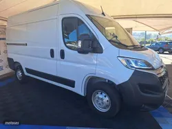 Blanco Usado 2023 Citroën Jumper Monovolumen | 28.900 € (Un poco caro)