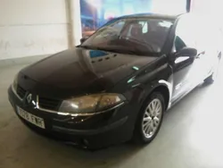 Negro Usado 2007 Renault Laguna III Expression Berlina | 2560 € (Super precio)