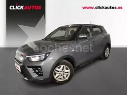 Gris / plata Usado 2024 Ssangyong Tivoli SUV | 18.900 €