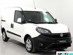 Blanco Usado 2021 Fiat Doblò Monovolumen | 12.500 € (Precio justo)