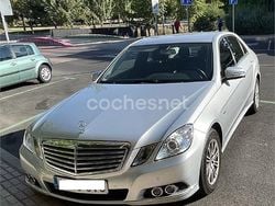 Gris / plata Usado 2009 Mercedes E220 Elegance Berlina | 14.000 € (Un poco caro)