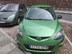 Verde Usado 2008 Mazda 2 Active Berlina | 2000 € (Super precio)
