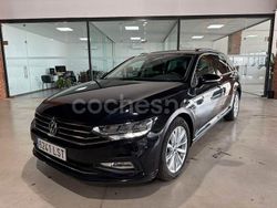 Negro Usado 2021 VW Passat Executive Familiar | 19.500 € (Precio justo)