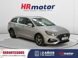 Gris Usado 2022 Hyundai i30 Familiar | 17.890 € (Precio justo)