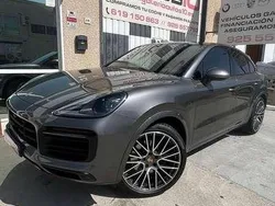 Gris Usado 2023 Porsche Cayenne SUV | 76.500 €