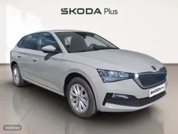 Gris / plateado Usado 2024 Skoda Scala Ambition Utilitario | 18.990 € (Precio justo)