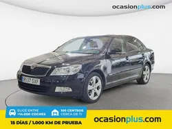 Negro Usado 2010 Skoda Octavia Executive Berlina | 10.900 € (Caro)