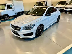 Blanco Usado 2014 Mercedes CLA200 AMG line Berlina | 22.900 € (Un poco caro)