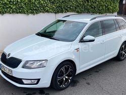 Blanco Usado 2015 Skoda Octavia Ambition Familiar | 9790 € (Precio justo)