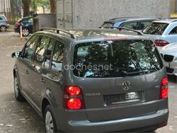 Gris / plata Usado 2007 VW Touran Edition Monovolumen | 5900 € (Precio justo)