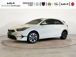 Deluxe white Nuevo 2024 Kia Ceed Berlina | 22.500 € (Precio justo)