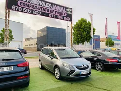 Gris / plata Usado 2012 Opel Zafira Tourer Excellence Monovolumen | 8999 € (Precio justo)