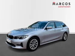 Gris / plata Usado 2020 BMW 318 Comfort Edition Familiar | 22.900 € (Precio justo)