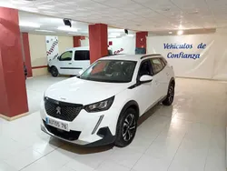 Blanco Usado 2021 Peugeot 2008 Active SUV | 16.900 €