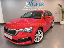 Rojo Usado 2022 Skoda Scala Sport Utilitario | 18.990 € (Precio justo)