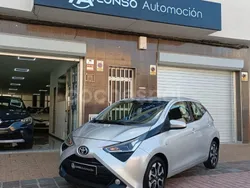 Gris / plata Usado 2019 Toyota Aygo X-cite Utilitario | 9990 € (Precio justo)