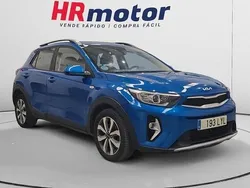 Usado 2022 Kia Stonic SUV | 13.190 € (Precio justo)