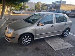 Beige Usado 2005 Skoda Fabia Comfort Berlina | 2300 € (Precio justo)