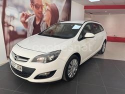 Blanco Usado 2015 Opel Astra Selective Familiar | 6990 € (Precio justo)