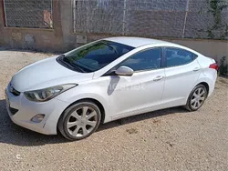 Blanco Usado 2012 Hyundai Elantra Berlina | 7000 €