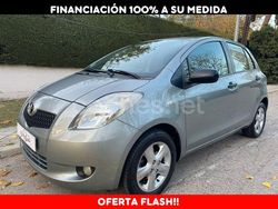 Gris / plata Usado 2009 Toyota Yaris Berlina | 4490 € (Precio justo)